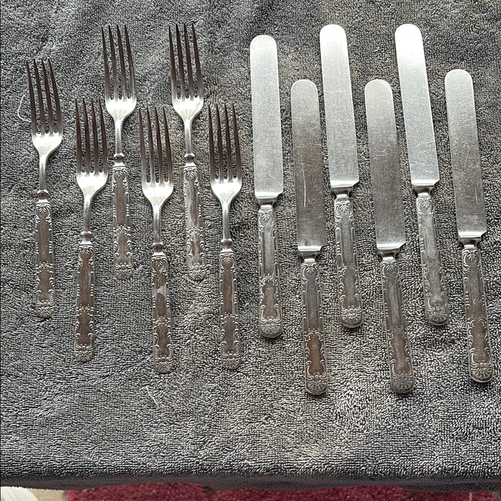 Vintage W.M. Roger’s Silver Plated Silver Ware